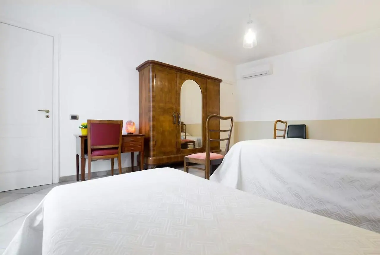 Hotel Esagono Monello Avola Affittacamere